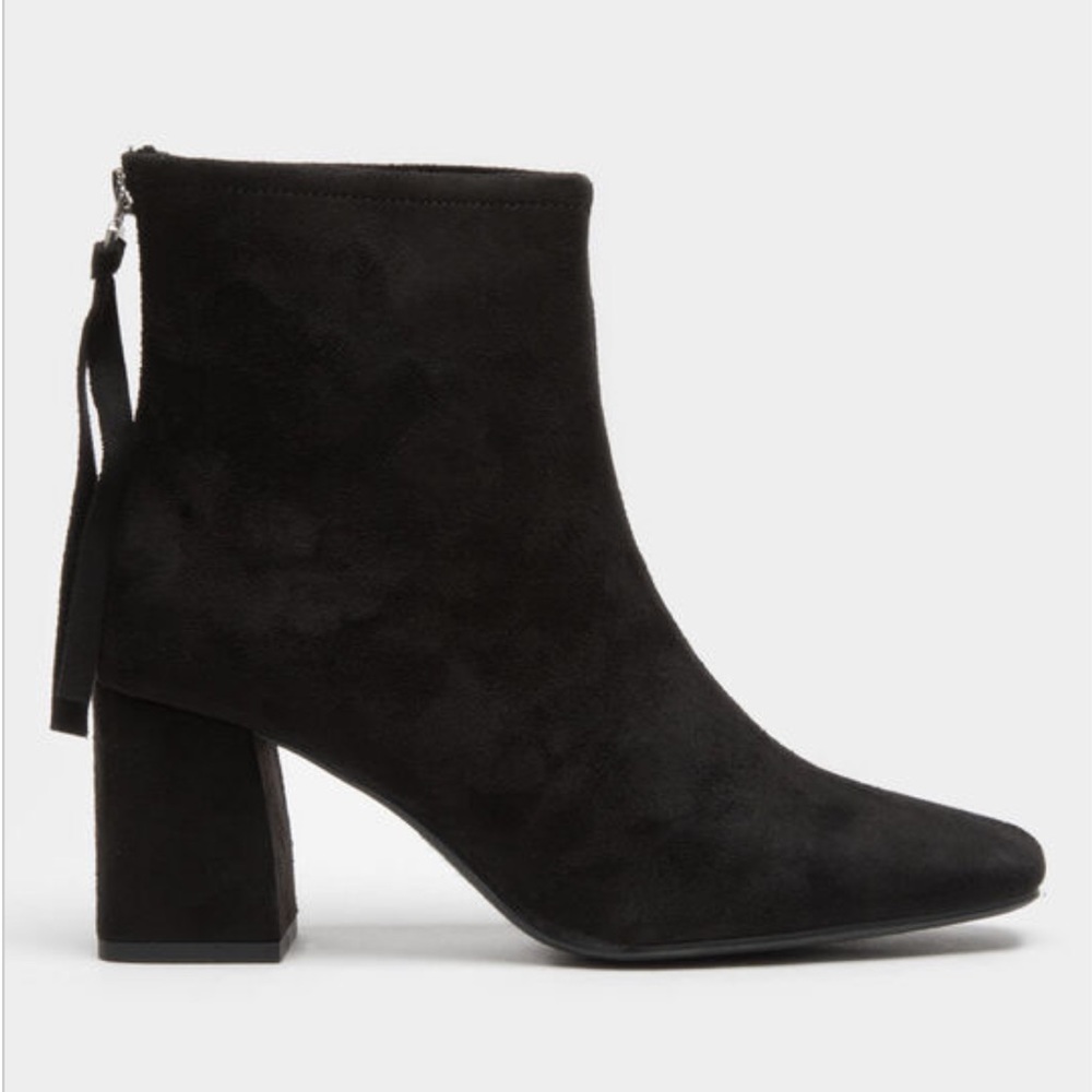 Black square toe faux suede chunky heel ankle bootie